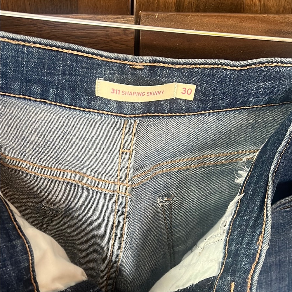 Levi's 311 Shaping Skinny Jeans in Dark Blue
